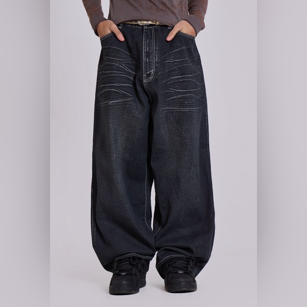 Wide-Leg Black Jeans